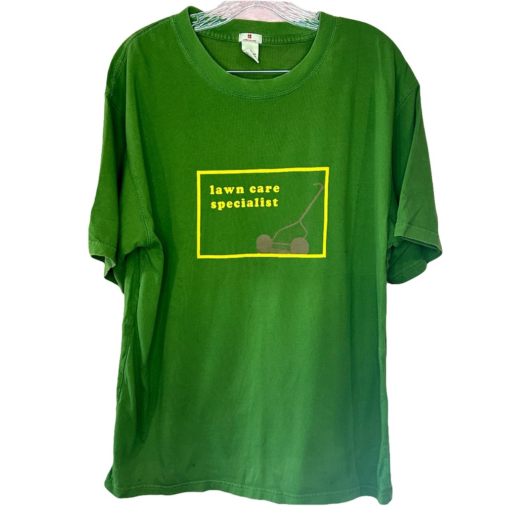 Men’s Lawn Care Specialist T-Shirt- Sz XL